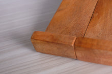 Load image into Gallery viewer, GRANDE Thick Mahogany Laptop Stand