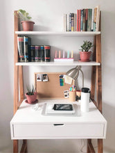 Load image into Gallery viewer, SOLERA Table