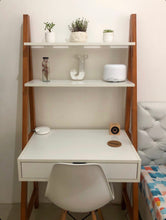 Load image into Gallery viewer, SOLERA Table